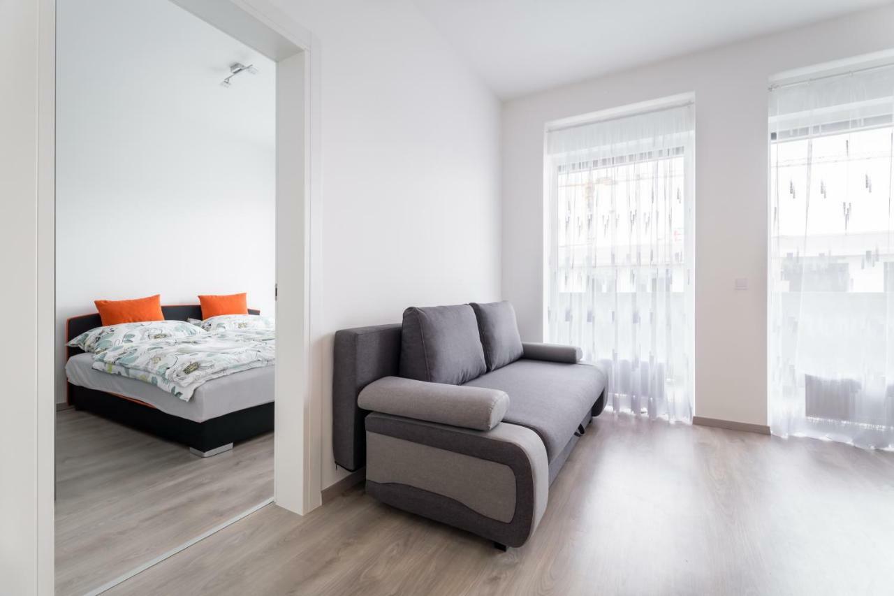 Bpr Chic White Home With Terrace & A/C & Garage Budapest Exteriör bild